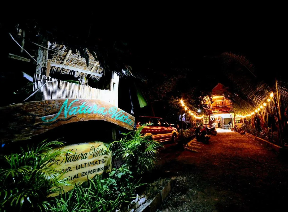 Natura Vista Panglao 2*,