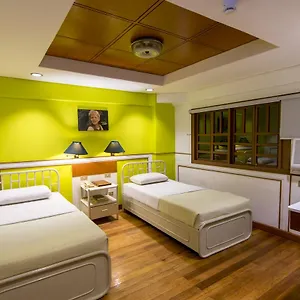 The Manor 2* Davao Stadt